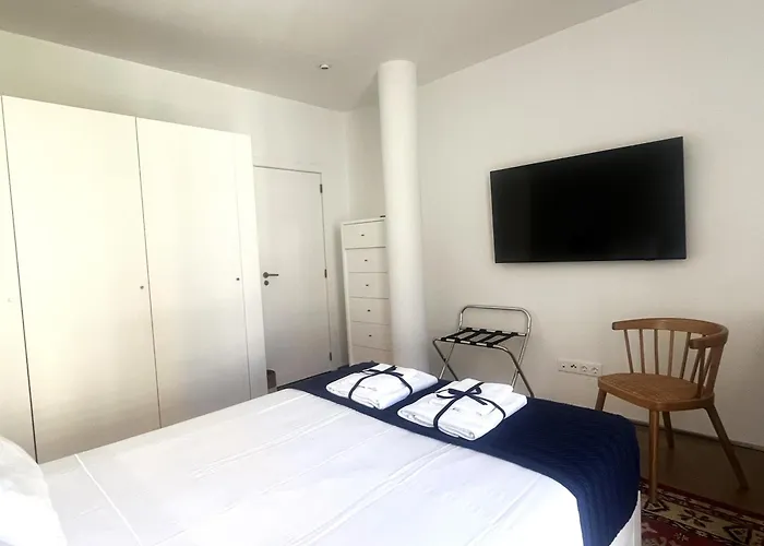 Signature Guesthouse
